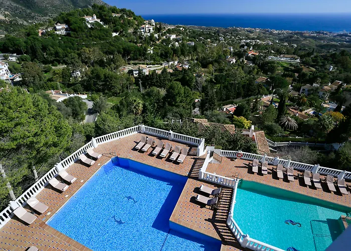 Macdonald La Ermita Resort