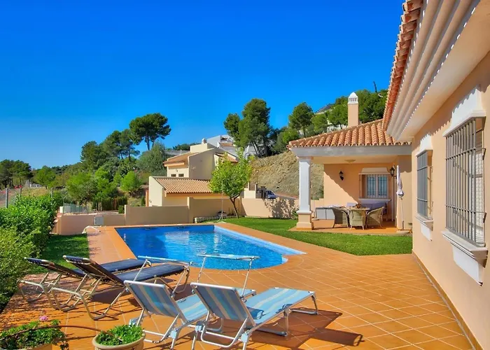 Luxurius Villa With Private Pool